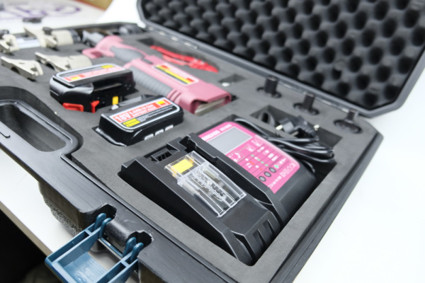 Пресс-инструмент для PEX труб Emeads SL-1240PE/PZ-1240PE аккумуляторный в чемодане